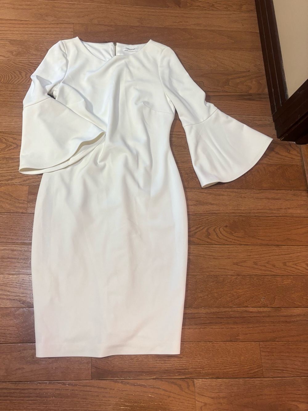 Worn once! Calvin Klein White Long-Sleeve Bell-Sleeve Sheath Dress